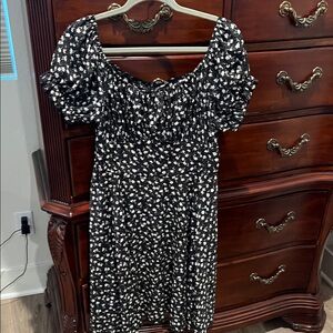 SHEIN Black and White Floral Midi Dress